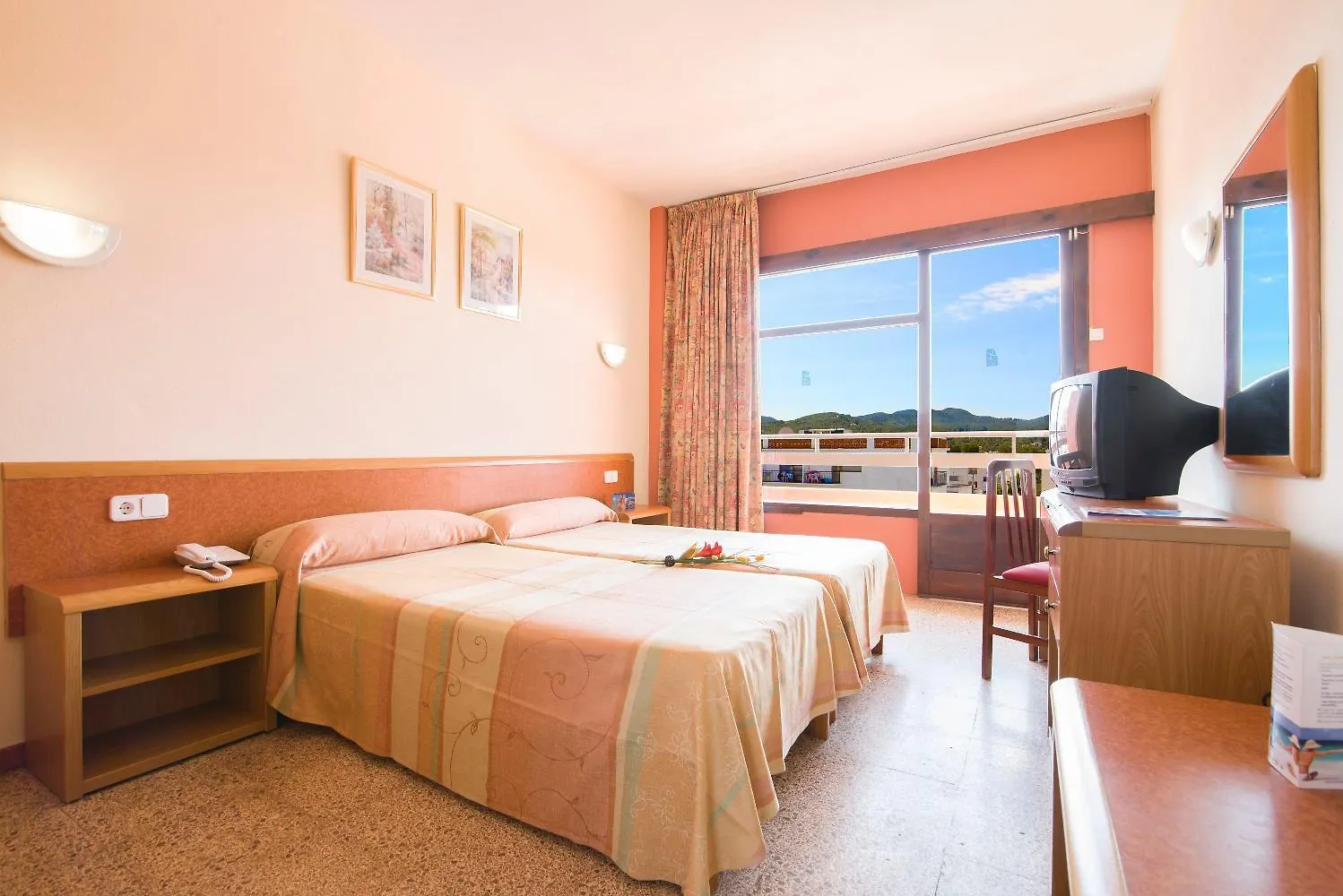 Azuline Hotel S'Anfora & Fleming (Adults Only) San Antonio  2*, San Antonio (Ibiza) Spain