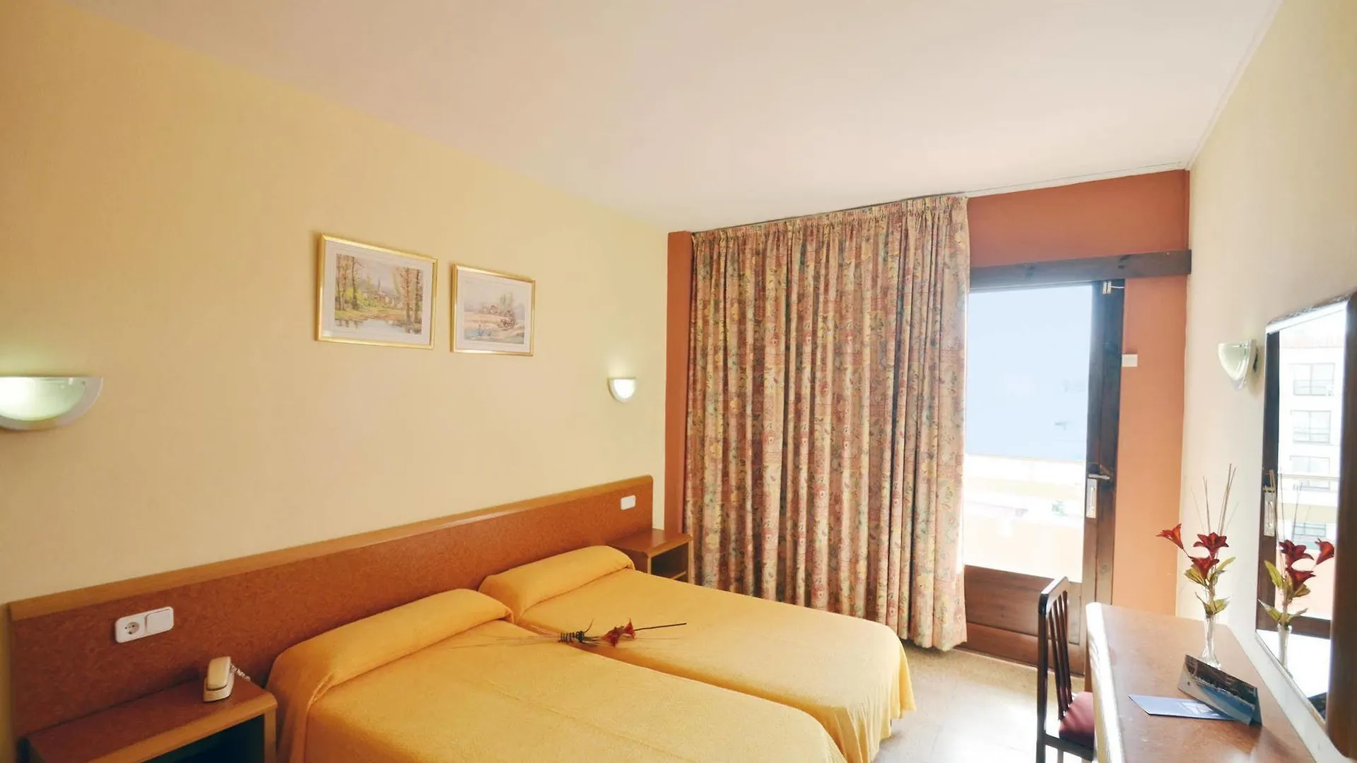 Azuline Hotel S'Anfora & Fleming (Adults Only) San Antonio  San Antonio (Ibiza)